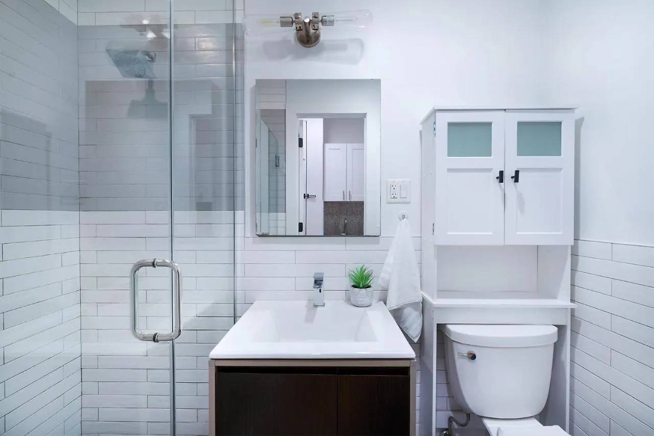 1290-6 Newly Renovated 2 Bedrooms In Ues New York